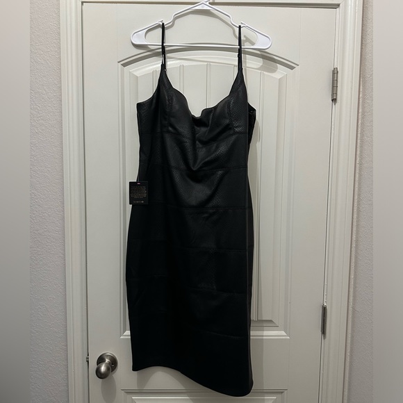 Bebe Vegan leather midi dress - Picture 6 of 6